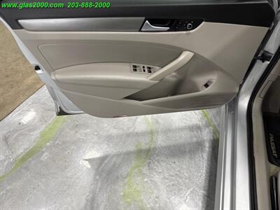 2015 Volkswagen Passat 1.8T SE   - Photo 25 - Bethany, CT 06524