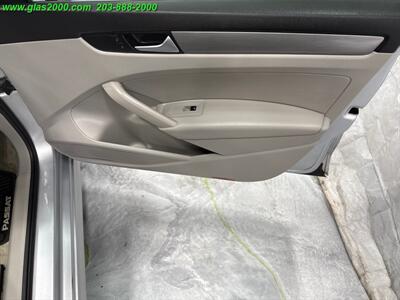 2015 Volkswagen Passat 1.8T SE   - Photo 26 - Bethany, CT 06524