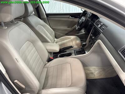 2015 Volkswagen Passat 1.8T SE   - Photo 32 - Bethany, CT 06524