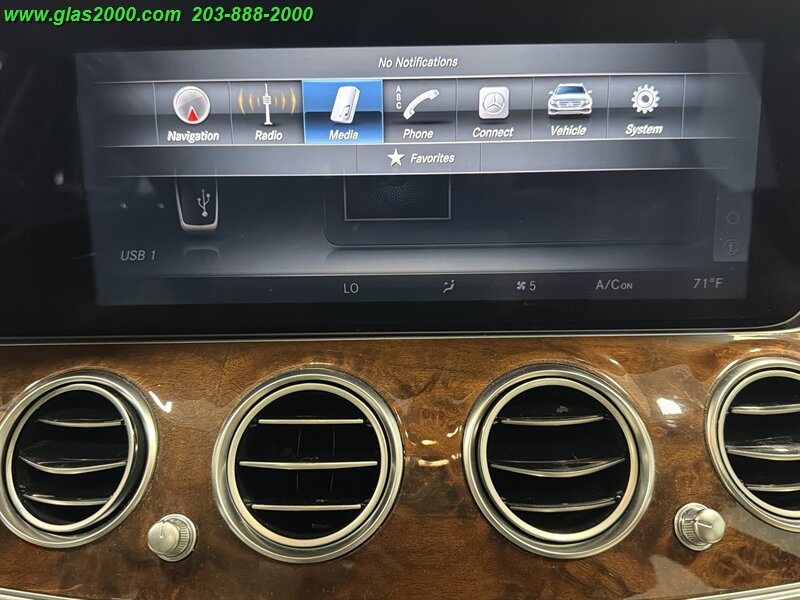 2017 Mercedes-Benz E 400 4MATIC - Photo 21 - Bethany, CT 06524