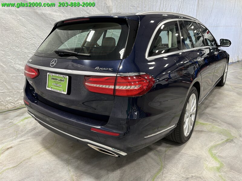 2017 Mercedes-Benz E 400 4MATIC - Photo 8 - Bethany, CT 06524