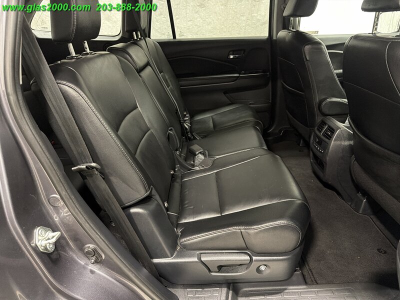 2018 Honda Pilot EX-L w/Navi - Photo 10 - Bethany, CT 06524