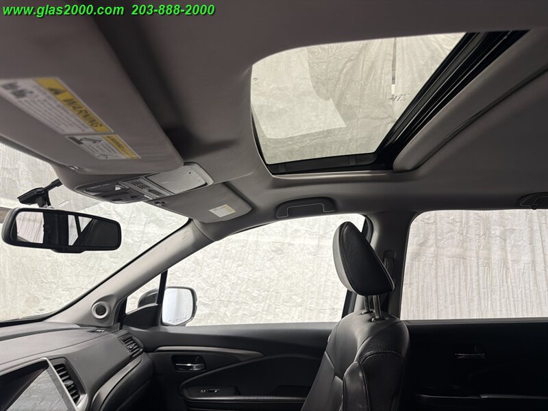 2018 Honda Pilot EX-L w/Navi - Photo 12 - Bethany, CT 06524