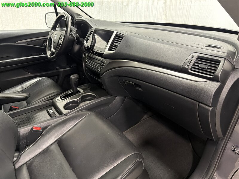 2018 Honda Pilot EX-L w/Navi - Photo 5 - Bethany, CT 06524