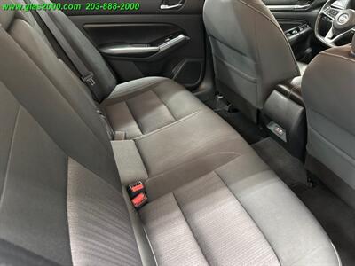 2021 Nissan Altima 2.5 SV   - Photo 10 - Bethany, CT 06524