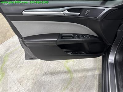 2014 Ford Fusion Hybrid S   - Photo 21 - Bethany, CT 06524