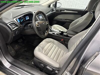 2014 Ford Fusion Hybrid S   - Photo 2 - Bethany, CT 06524