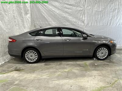 2014 Ford Fusion Hybrid S   - Photo 14 - Bethany, CT 06524