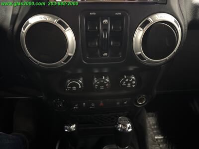 2016 Jeep Wrangler Unlimited Sahara   - Photo 32 - Bethany, CT 06524