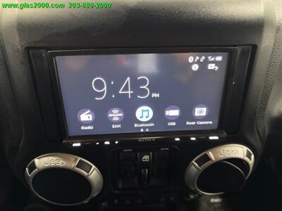 2016 Jeep Wrangler Unlimited Sahara   - Photo 16 - Bethany, CT 06524