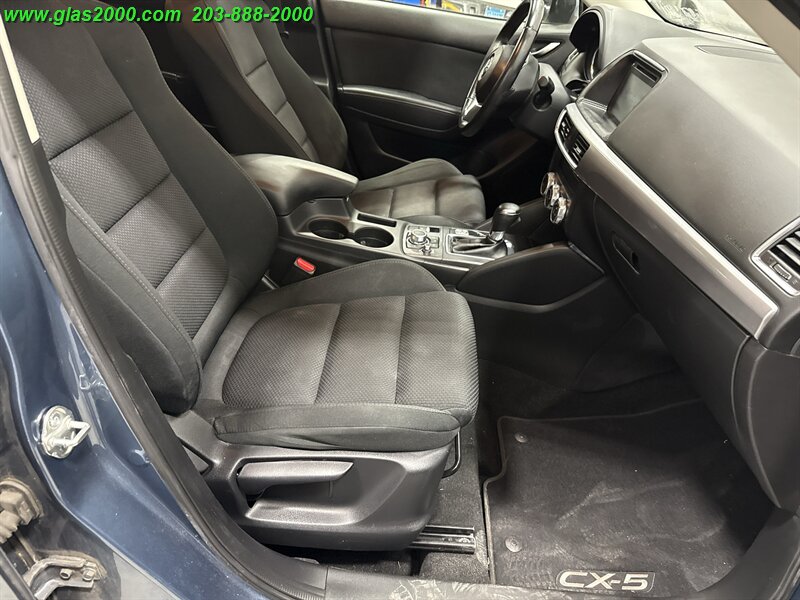 2016 Mazda CX-5 Touring - Photo 5 - Bethany, CT 06524