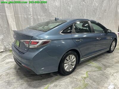 2016 Hyundai SONATA Hybrid SE   - Photo 8 - Bethany, CT 06524