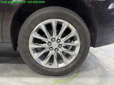 2018 Buick Enclave Premium   - Photo 16 - Bethany, CT 06524