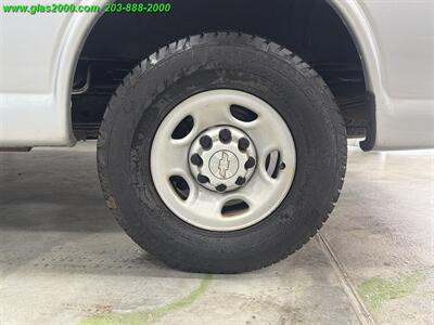 2019 Chevrolet Express LS 2500 - Photo 16 - Bethany, CT 06524