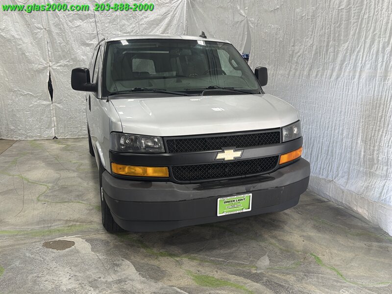 2019 Chevrolet Express LS 2500 - Photo 26 - Bethany, CT 06524
