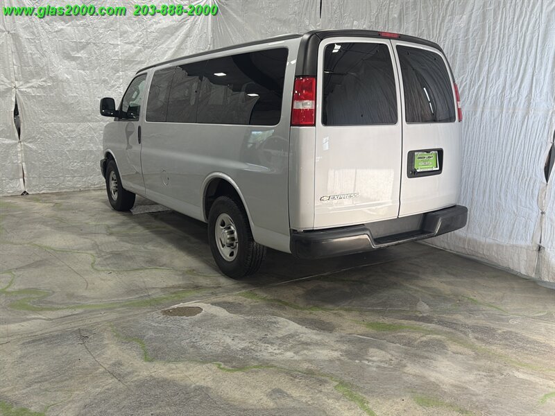 2019 Chevrolet Express LS 2500 - Photo 7 - Bethany, CT 06524