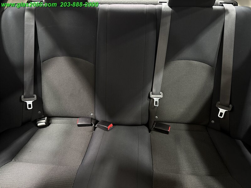 2012 Nissan Versa 1.6 S - Photo 18 - Bethany, CT 06524