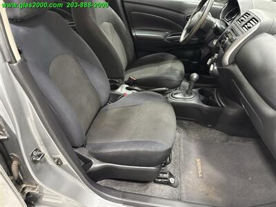 2012 Nissan Versa 1.6 S - Photo 5 - Bethany, CT 06524