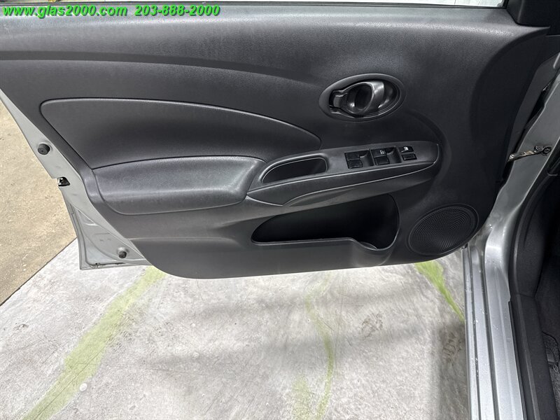 2012 Nissan Versa 1.6 S - Photo 21 - Bethany, CT 06524