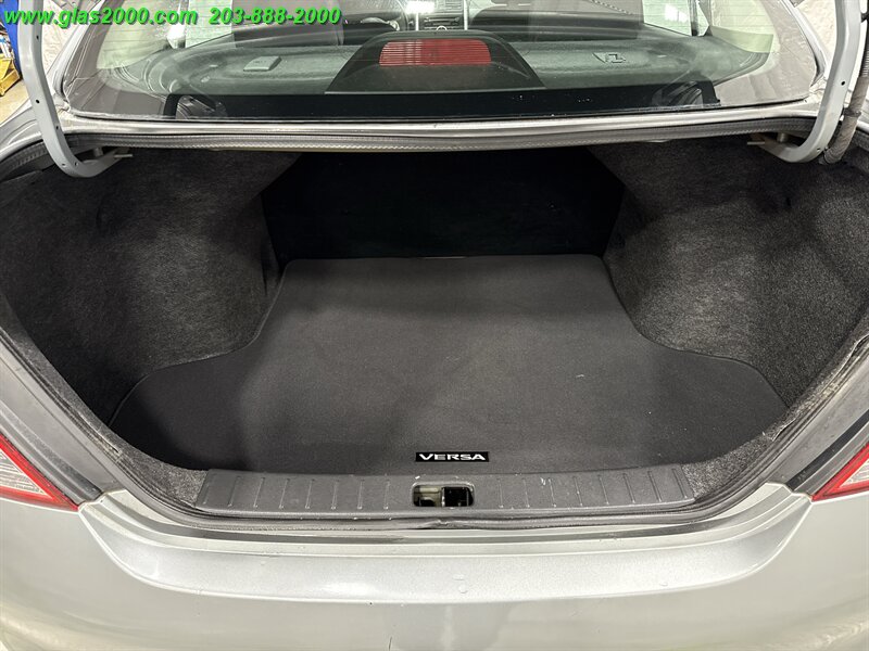 2012 Nissan Versa 1.6 S - Photo 15 - Bethany, CT 06524