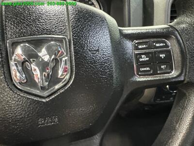 2017 RAM 1500 Express   - Photo 22 - Bethany, CT 06524