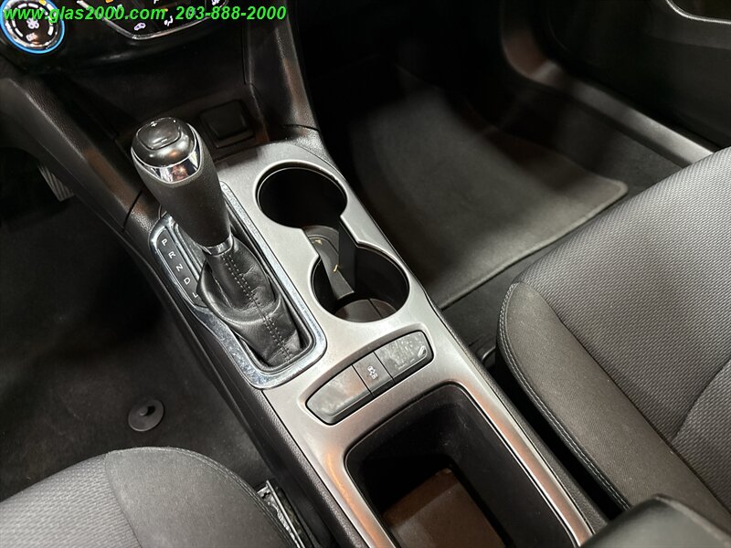 2017 Chevrolet Cruze LT Auto - Photo 28 - Bethany, CT 06524