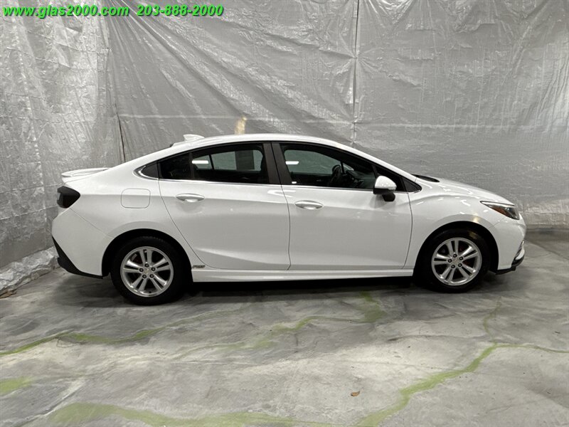 2017 Chevrolet Cruze LT Auto - Photo 14 - Bethany, CT 06524