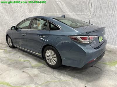 2016 Hyundai SONATA Hybrid SE   - Photo 7 - Bethany, CT 06524