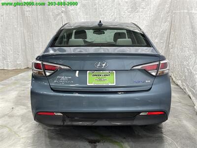 2016 Hyundai SONATA Hybrid SE   - Photo 20 - Bethany, CT 06524