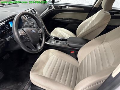 2017 Ford Fusion Hybrid S   - Photo 3 - Bethany, CT 06524