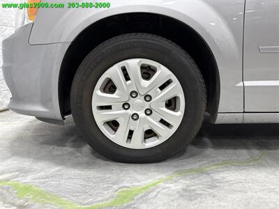 2017 Dodge Grand Caravan SE - Photo 16 - Bethany, CT 06524