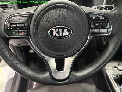 2017 Kia Optima LX   - Photo 4 - Bethany, CT 06524