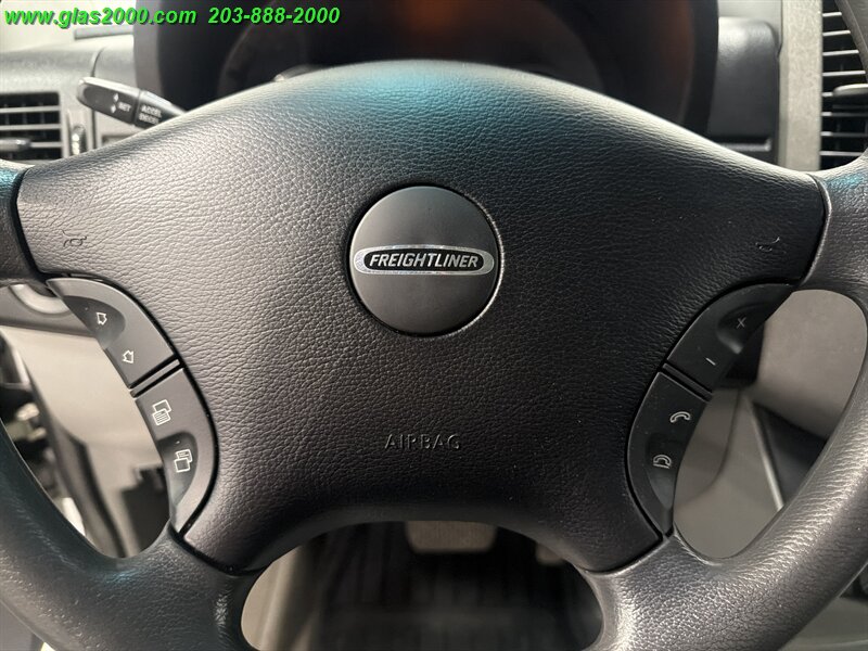 2012 Freightliner Sprinter 2500 - Photo 16 - Bethany, CT 06524