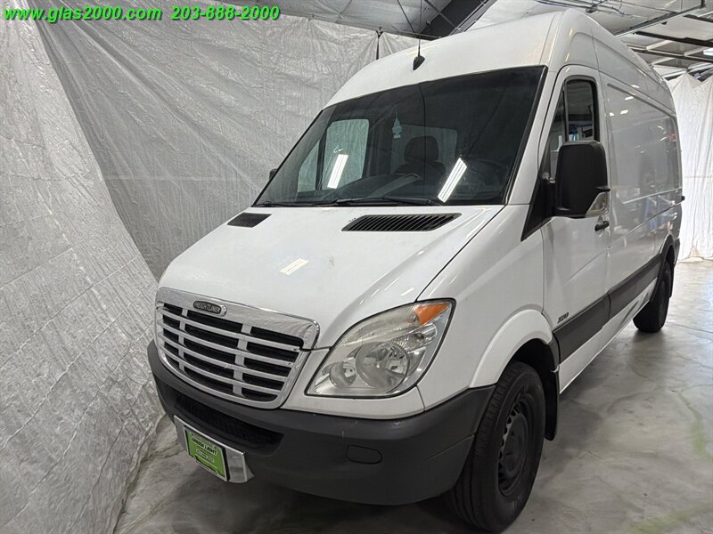2012 Freightliner Sprinter 2500   - Photo 1 - Bethany, CT 06524