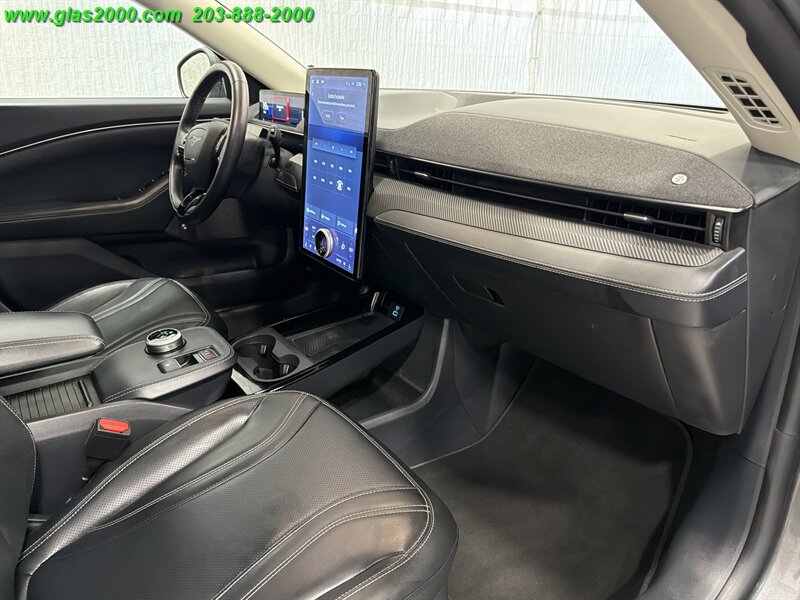 2023 Ford Mustang Mach-E Premium - Photo 5 - Bethany, CT 06524