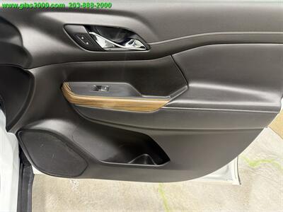 2021 GMC Acadia SLE - Photo 26 - Bethany, CT 06524