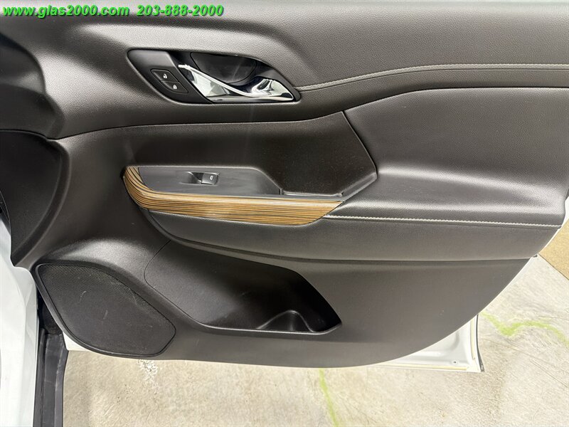 2021 GMC Acadia SLE - Photo 26 - Bethany, CT 06524
