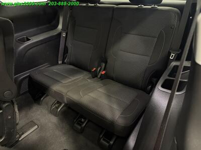 2021 GMC Acadia SLE - Photo 24 - Bethany, CT 06524