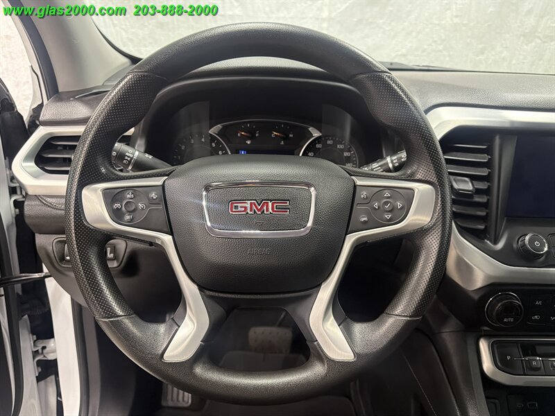 2021 GMC Acadia SLE - Photo 4 - Bethany, CT 06524