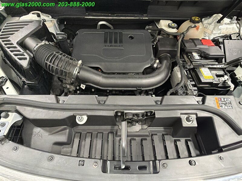 2021 GMC Acadia SLE - Photo 12 - Bethany, CT 06524