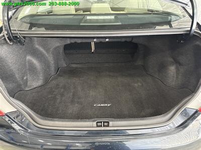 2012 Toyota Camry SE V6   - Photo 15 - Bethany, CT 06524