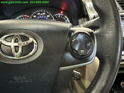 2012 Toyota Camry SE V6   - Photo 27 - Bethany, CT 06524