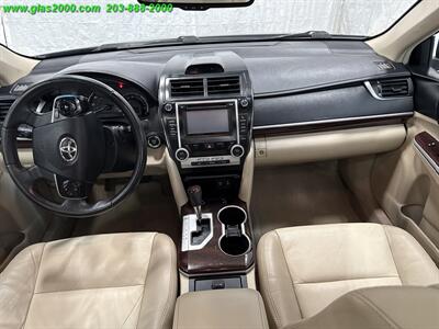 2012 Toyota Camry SE V6   - Photo 6 - Bethany, CT 06524