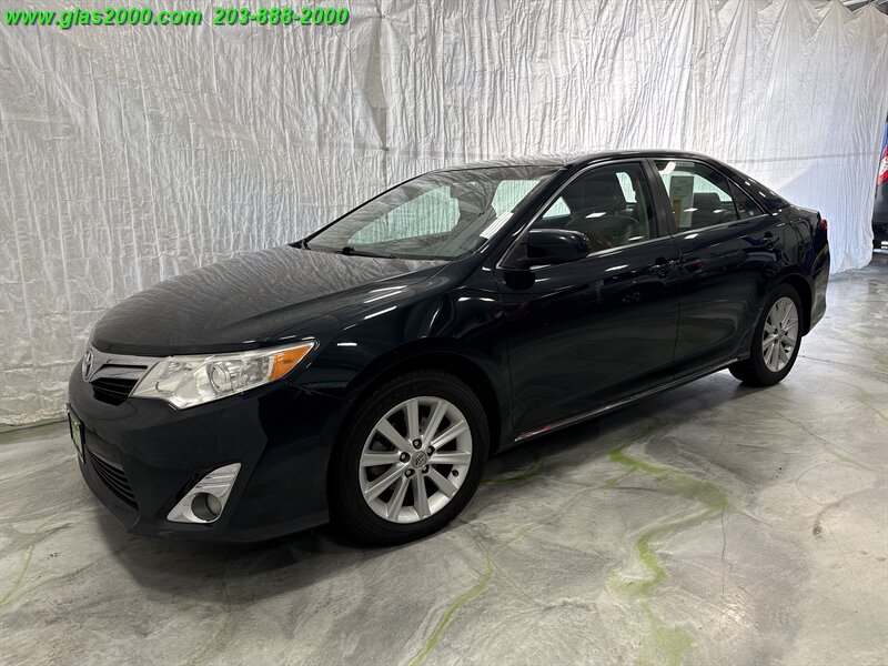 2012 Toyota Camry SE V6 - Photo 1 - Bethany, CT 06524