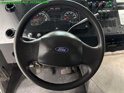 2015 Ford E-Series Van   - Photo 42 - Bethany, CT 06524