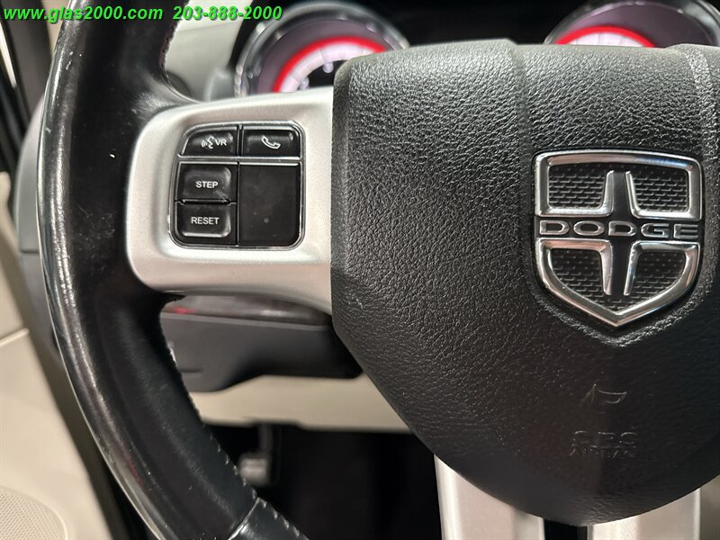 2017 Dodge Grand Caravan SE - Photo 27 - Bethany, CT 06524