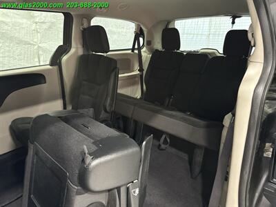 2017 Dodge Grand Caravan SE - Photo 30 - Bethany, CT 06524