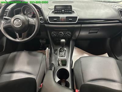 2015 Mazda MAZDA3 i SV   - Photo 6 - Bethany, CT 06524