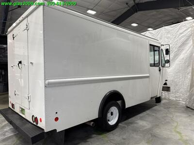 2014 Ford E-350 SD   - Photo 8 - Bethany, CT 06524