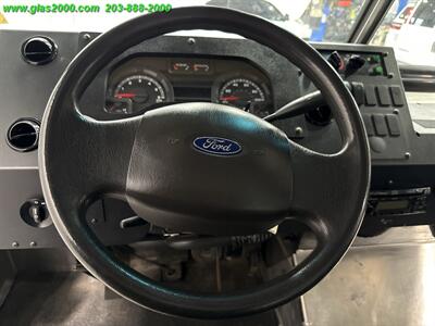 2014 Ford E-350 SD   - Photo 22 - Bethany, CT 06524
